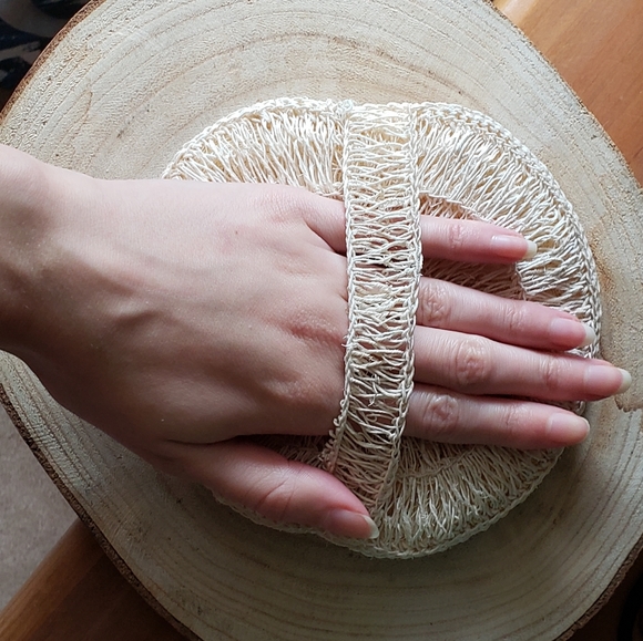 🌿 Handmade Mexican Maguey Woven Loofah - Picture 3 of 6